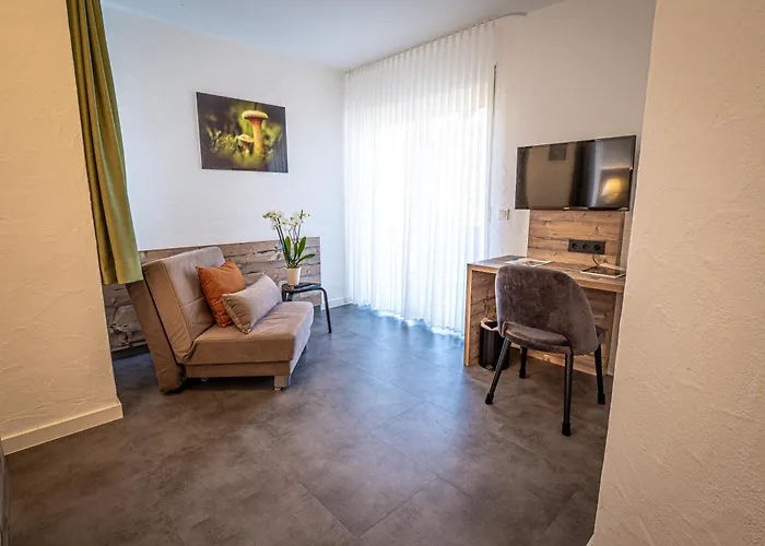 Hotell Hotel- Restaurant Zum Schwan Waldfischbach-Burgalben